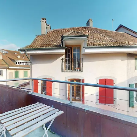 Charming In The Center Of * Lutry