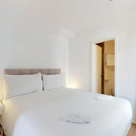 Apartment Charming In The Center Of *