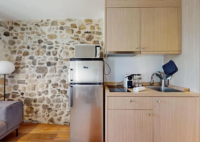 Charming In The Center Of Lutry