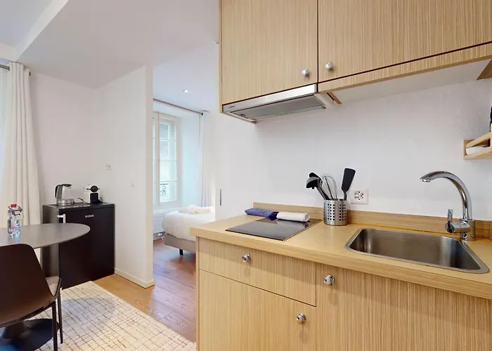 شقة Charming In The Center Of *